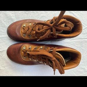 Vasque vintage hiking boots 
Skywalk sundowner gore Tex 7536